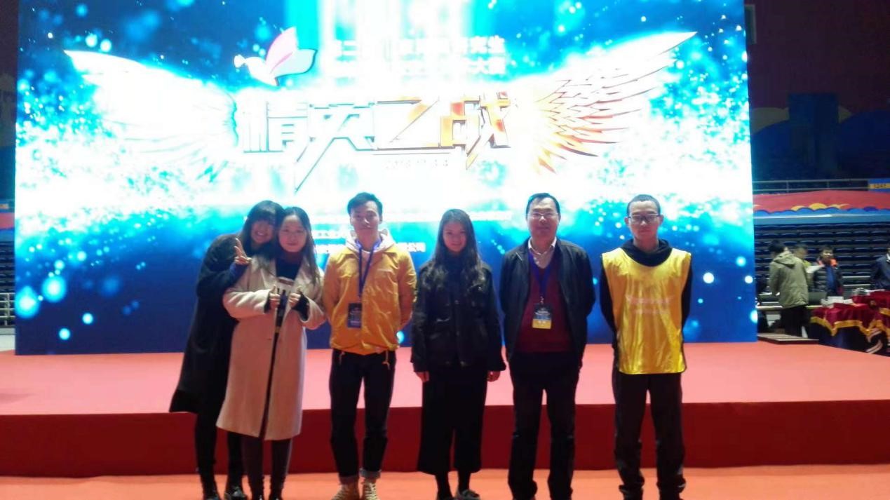 b1c05282560d34a75915b31a5e7d5f0e.jpg b1c05282560d34a75915b31a5e7d5f0e.jpg