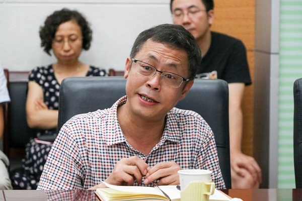 fb07216fddc6e5062c5aa1045cb74b20.jpg 海角社区
院长隆克平.jpg