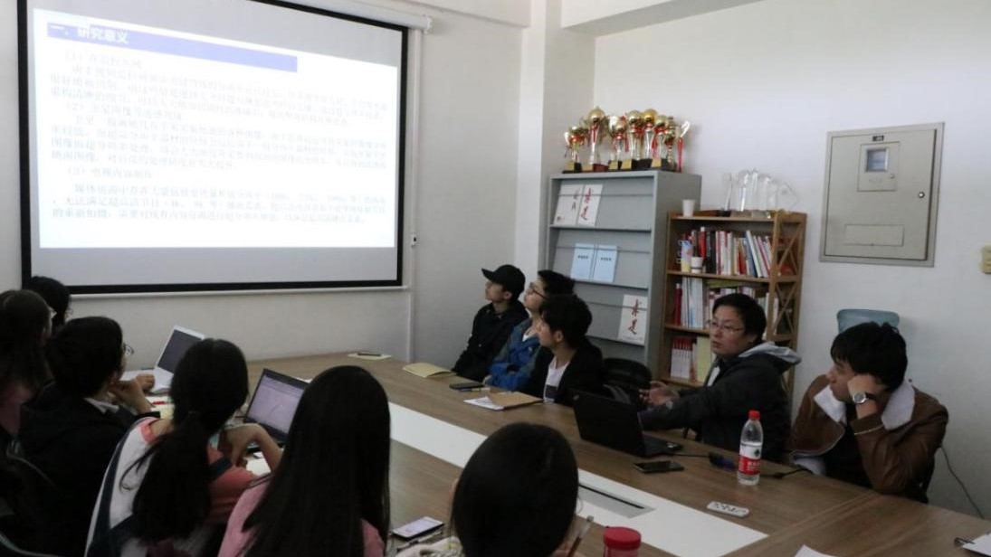 2430bd7d735848624a8dab3dc9643b57.jpg 2430bd7d735848624a8dab3dc9643b57.jpg