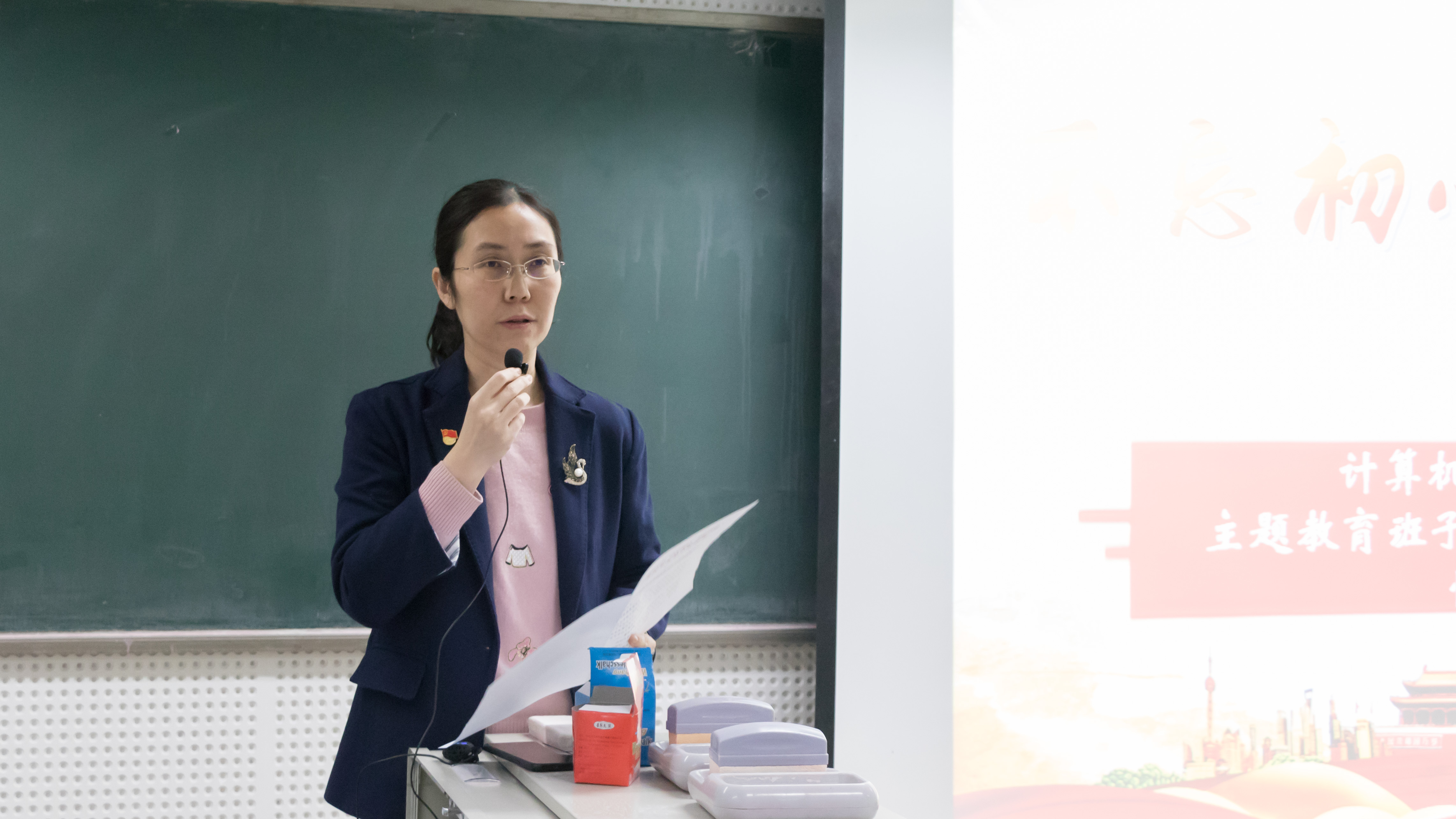 b65ff6841cd567de71cfb7b05cba698c.jpg b65ff6841cd567de71cfb7b05cba698c.jpg