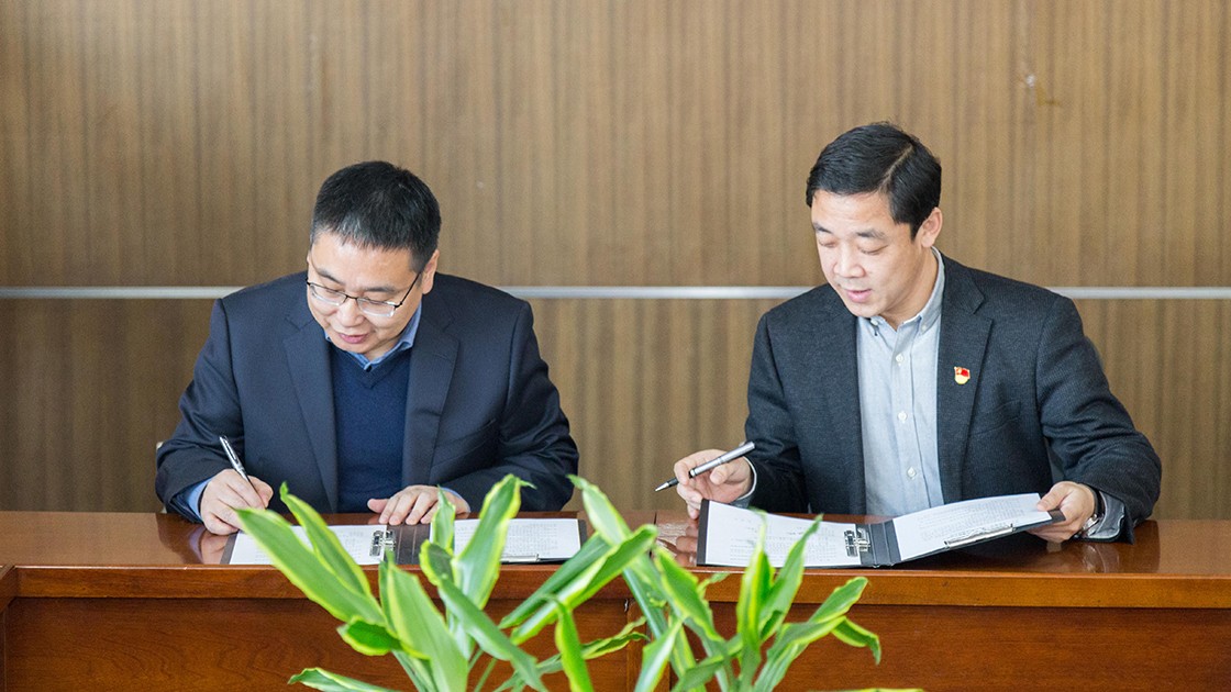 de93dcd82f71e430da8ab550676d48bb.jpg de93dcd82f71e430da8ab550676d48bb.jpg