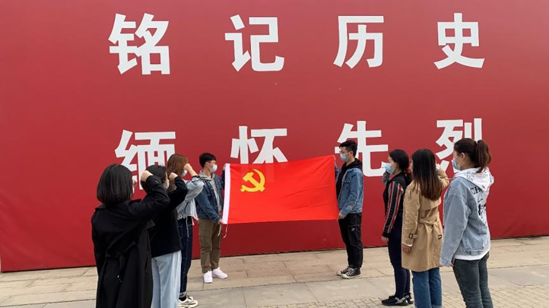 8c8391f118ed8cca816e00b6ea29967d.jpg 8c8391f118ed8cca816e00b6ea29967d.jpg