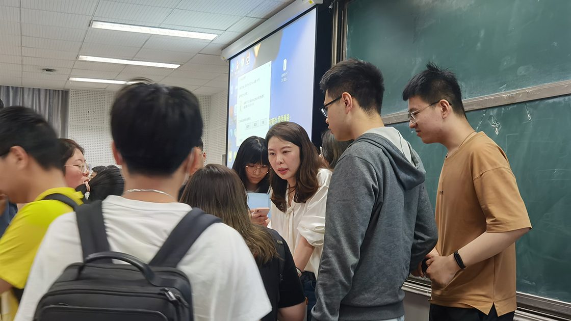 f4bfc71f6a89f8b5a3d257a585f9cfc6.jpg f4bfc71f6a89f8b5a3d257a585f9cfc6.jpg