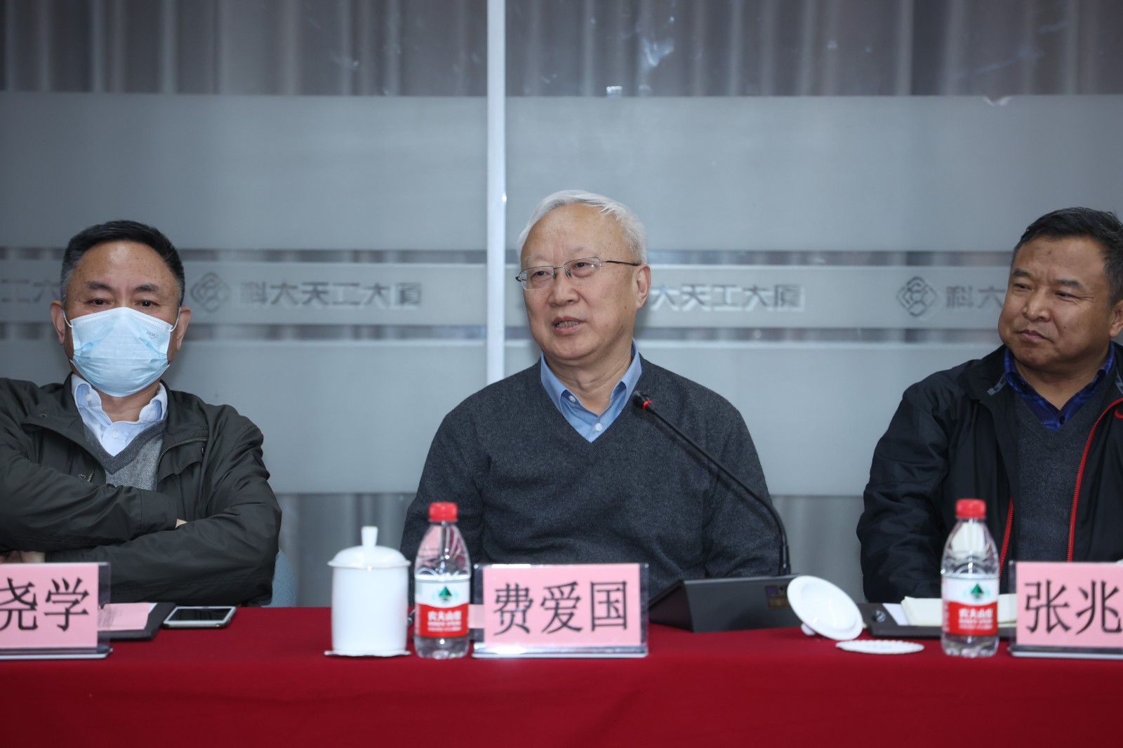 IMG_9049.JPG IMG_9049.JPG