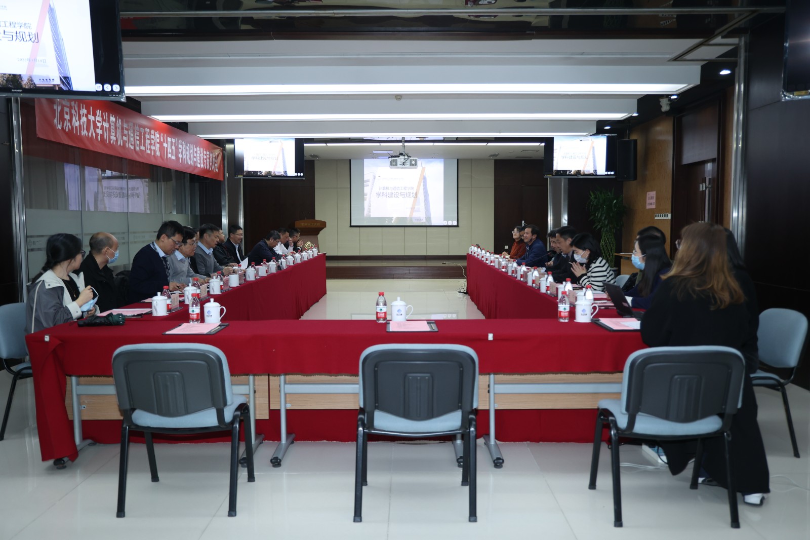 IMG_8976.JPG IMG_8976.JPG