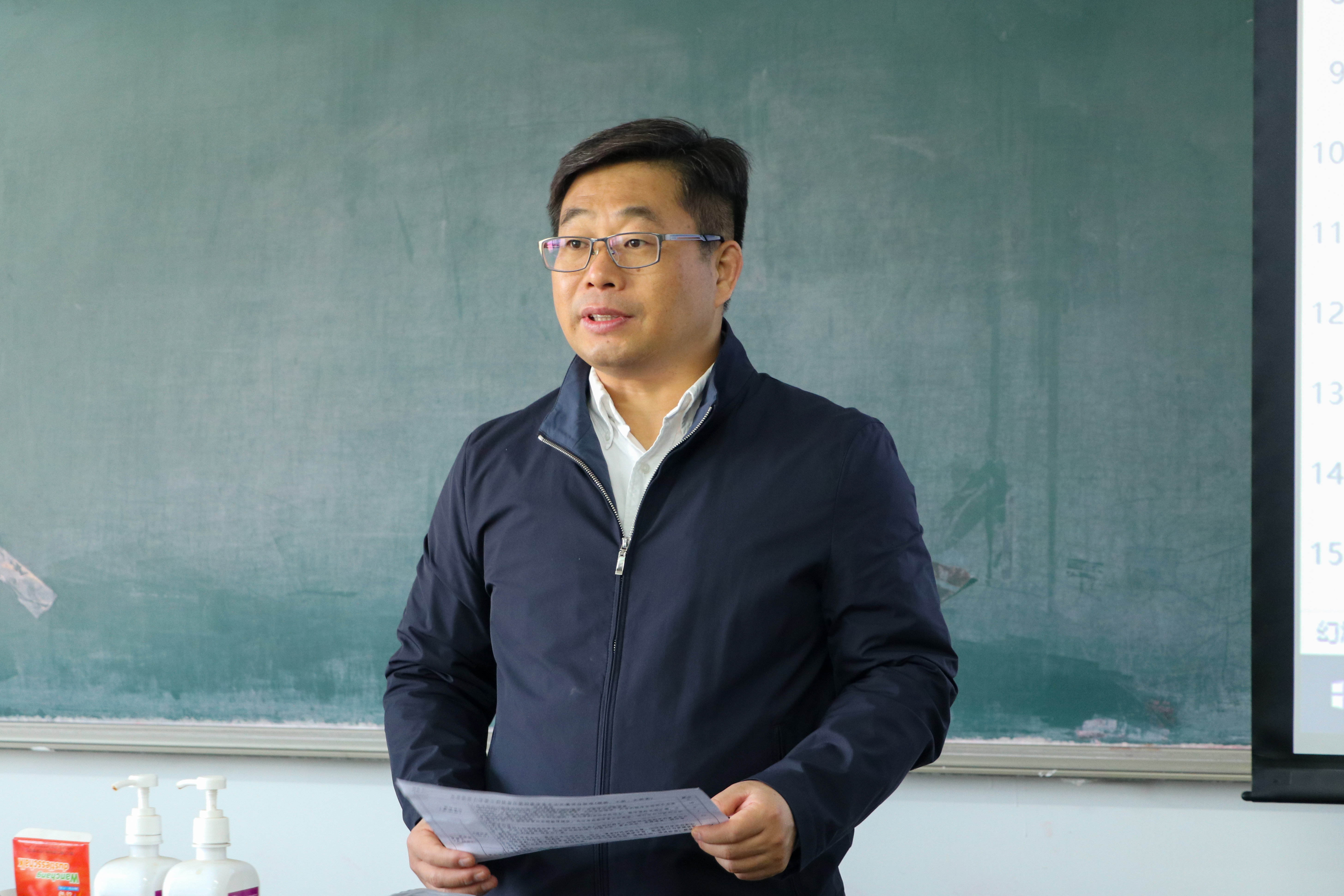 9216f0687e3ebd368e245f82b379d9a9.jpg 9216f0687e3ebd368e245f82b379d9a9.jpg